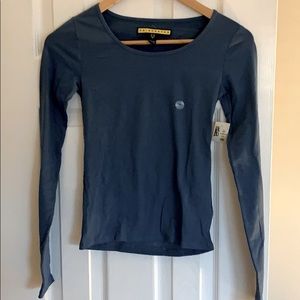 NEW Girls Blue Long-Sleeve Tee